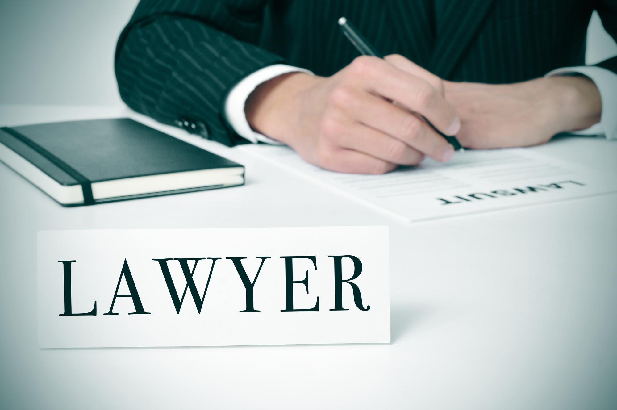 What factors to check before hiring a law firm for your company or case? 4 What factors to check before hiring a law firm for your company or case?
